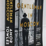 A Gentleman in Moscow by Amor Towles book